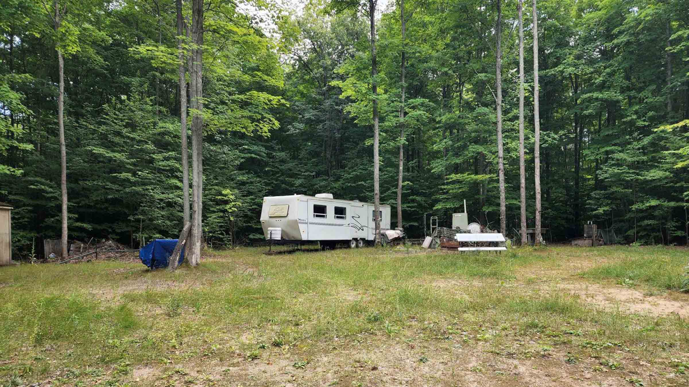 10-acre recreational land in Ashland, Ohio purchased by Cash.Land