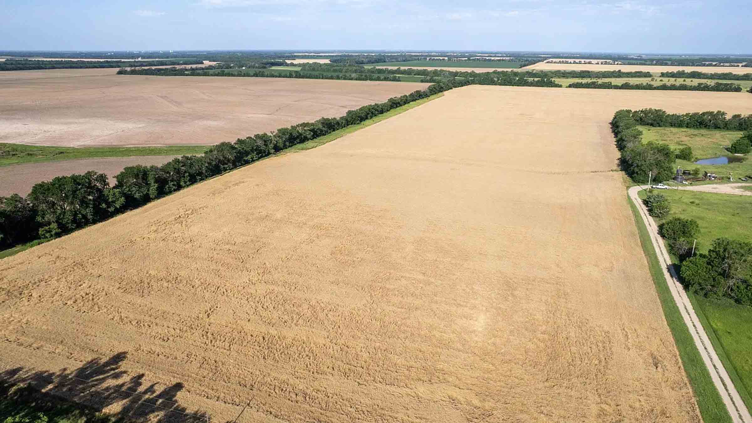 60.4-acre agricultural farm land in Atchison, Kansas purchased by Cash.Land